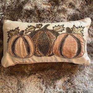 Pumpkin decorative pillow